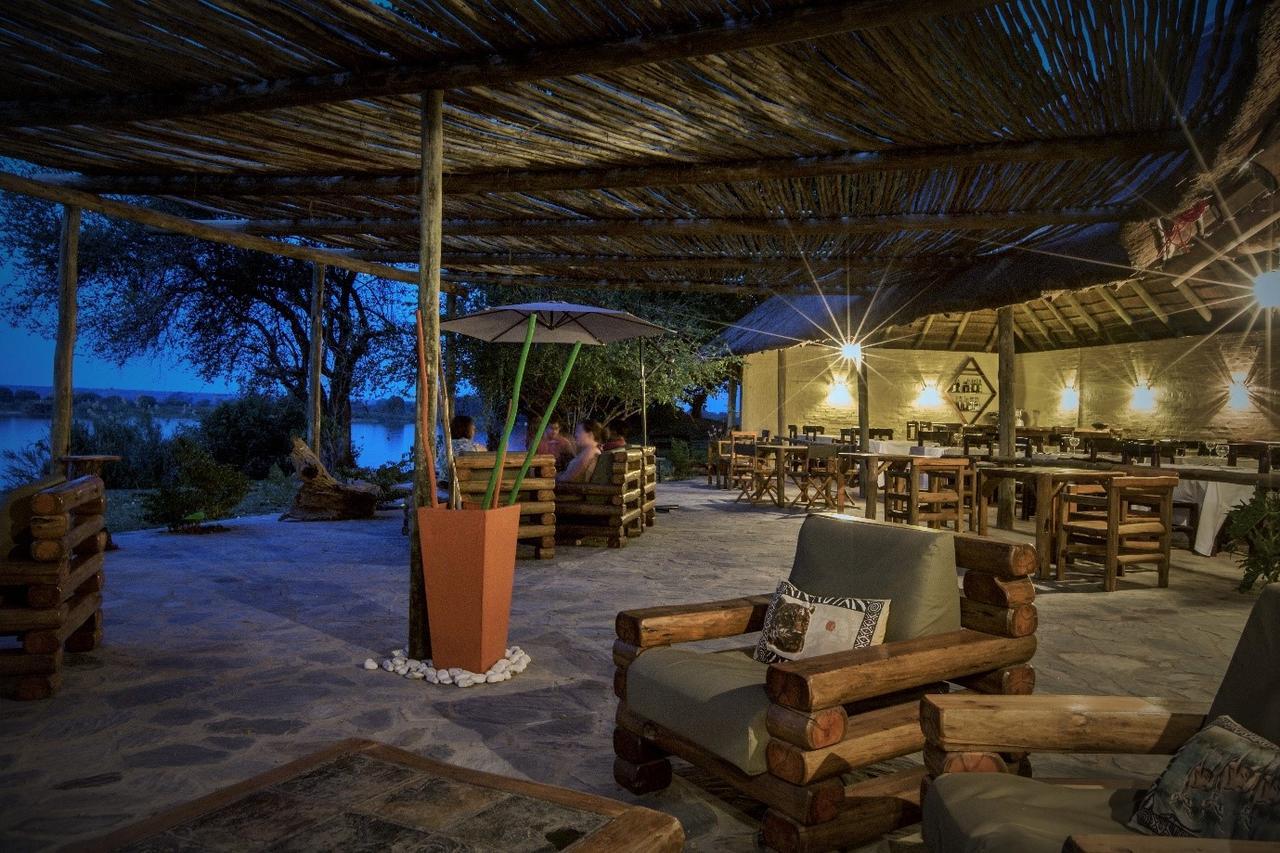 Big 5 Toro Lodge Kasane Exterior photo